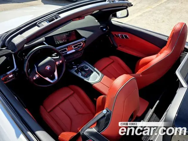 BMW Z4 2021 — Фото 10/20