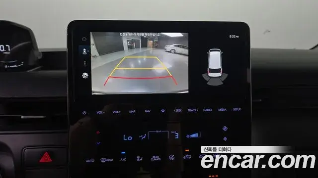 Hyundai Staria 2024 — Photo 11/20