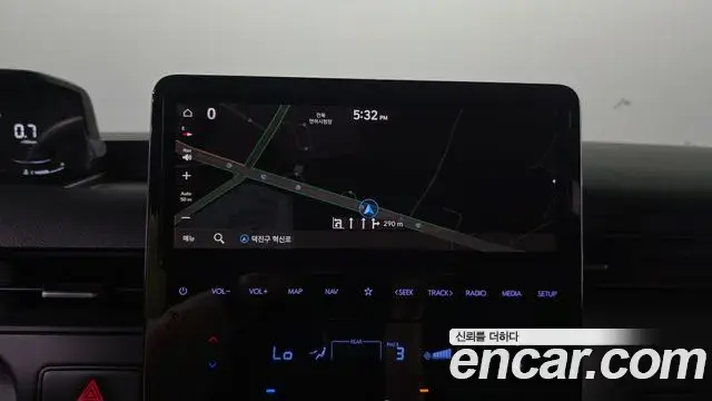 Hyundai Staria 2024 — Photo 20/20
