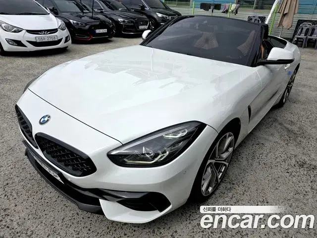 BMW Z4 2021 — Фото 10/20