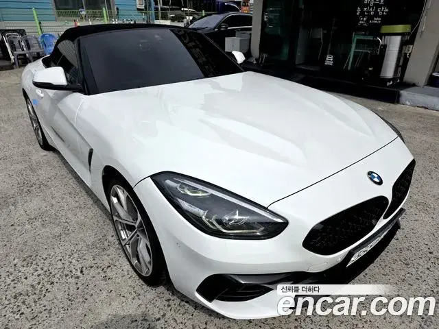 BMW Z4 2021 — Фото 2/20