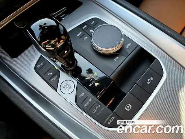 BMW Z4 2021 — Фото 9/20