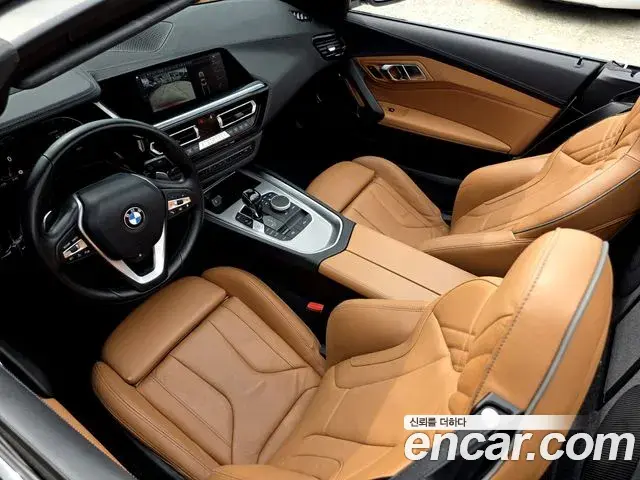 BMW Z4 2021 — Фото 11/20