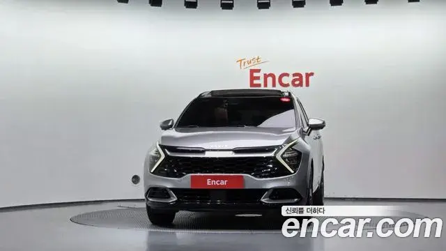 Kia Sportage 2021 — Фото 3/20