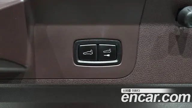 Porsche Panamera 2021 — Фото 17/20