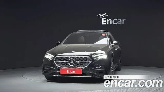 Mercedes-Benz E-Class 2025 — Фото 3/20