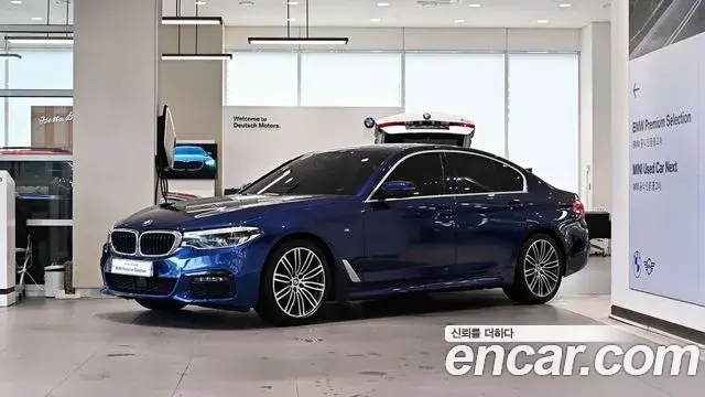 BMW 5 Series 2019 — Фото 10/20