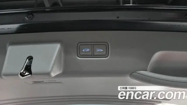 Hyundai Staria 2025 — Фото 20/20