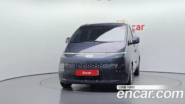 Hyundai Staria 2024 — Фото 3/20