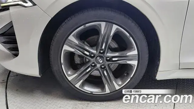 Kia K5 2021 — Photo 16/29