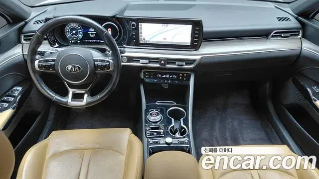 Kia K5 2021 — Photo 3/29