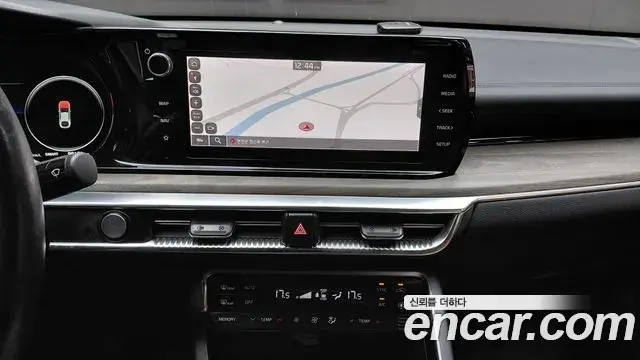 Kia K5 2021 — Photo 23/29