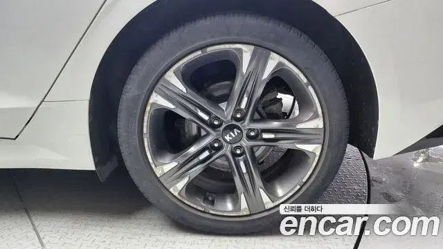 Kia K5 2021 — Photo 14/29