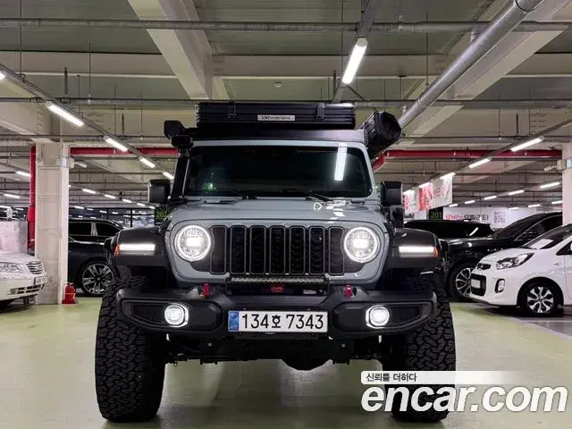 Jeep Wrangler 2024 — Фото 1/20
