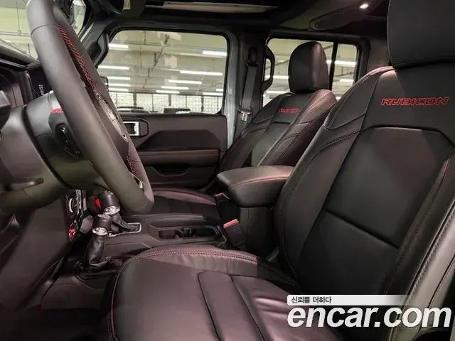 Jeep Wrangler 2024 — Фото 13/20