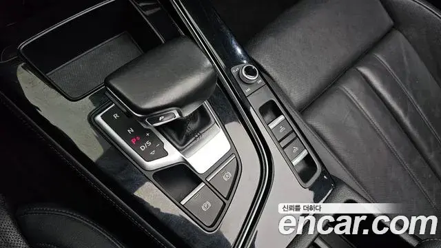Audi A5 2021 — Фото 9/20