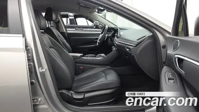 Hyundai Sonata 2020 — Фото 11/20