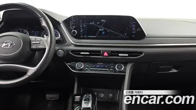 Hyundai Sonata 2020 — Фото 14/20