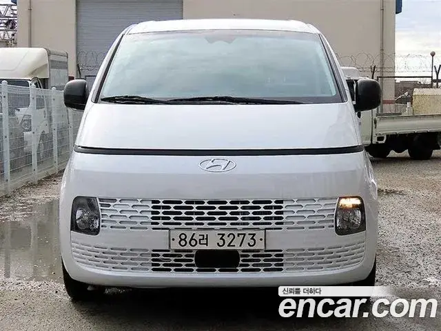 Hyundai Staria 2021 — Фото 18/18