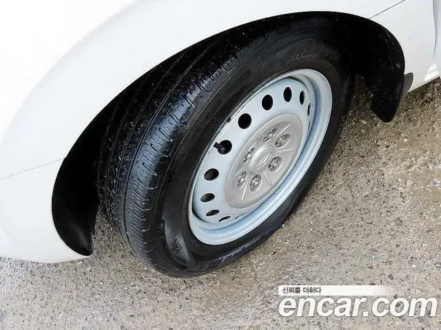 Hyundai Staria 2021 — Фото 17/18