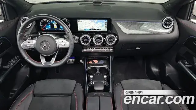Mercedes-Benz GLA-Class 2022 — Фото 7/20