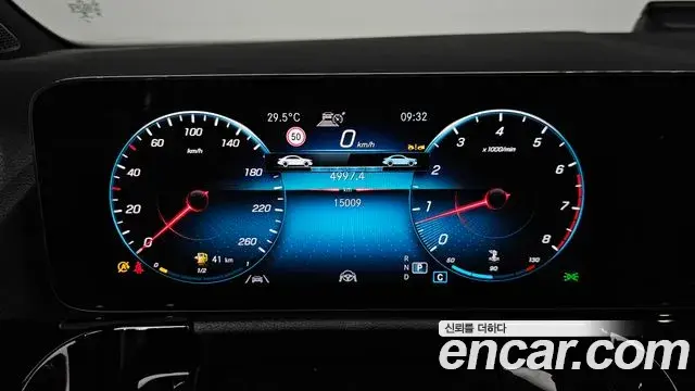 Mercedes-Benz GLA-Class 2022 — Фото 8/20