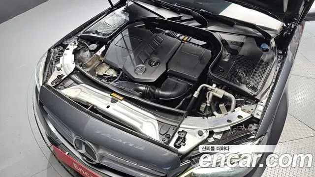 Mercedes-Benz C-Class 2019 — Фото 6/20