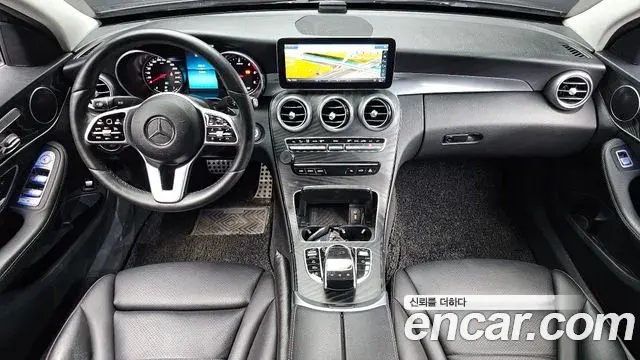 Mercedes-Benz C-Class 2019 — Фото 7/20