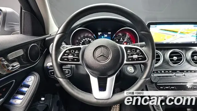 Mercedes-Benz C-Class 2019 — Фото 13/20