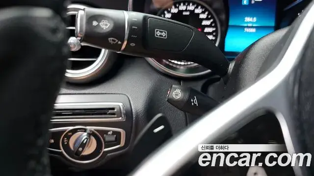 Mercedes-Benz C-Class 2019 — Фото 17/20