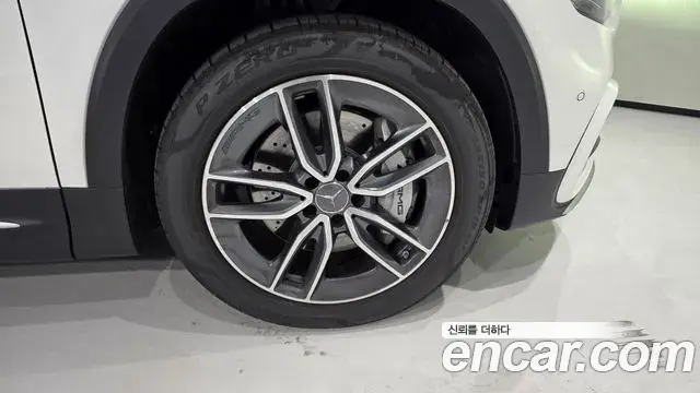 Mercedes-Benz GLB-Class 2026 — ფოტო 4/20