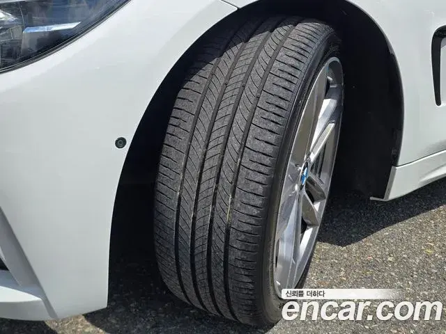 BMW 4 Series 2020 — Фото 19/20
