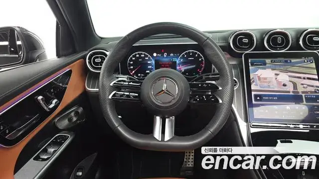 Mercedes-Benz GLC-Class 2024 — Photo 2/20