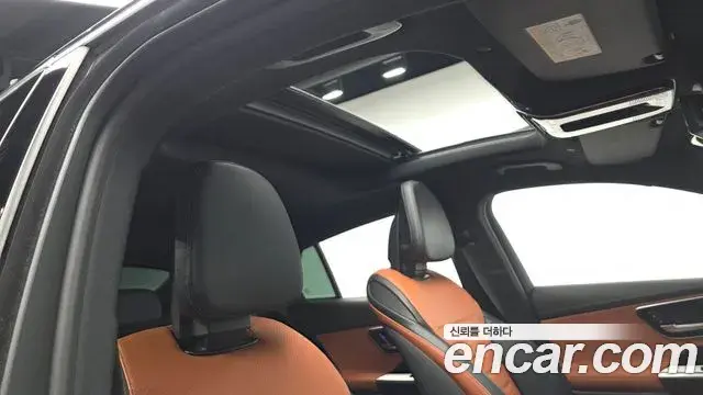 Mercedes-Benz GLC-Class 2024 — Photo 16/20