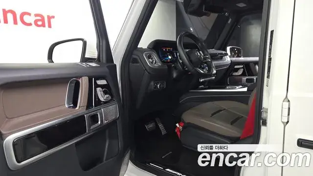 Mercedes-Benz G-Class 2024 — Photo 13/20