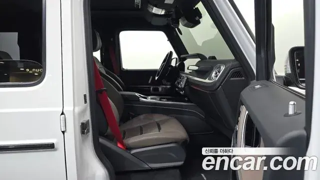Mercedes-Benz G-Class 2024 — Photo 16/20
