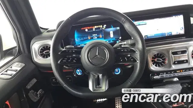 Mercedes-Benz G-Class 2024 — Photo 9/20