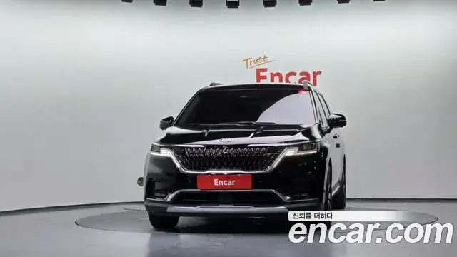 Kia Carnival 2021 — Фото 3/20