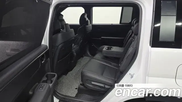 Hyundai Santa Fe 2024 — Фото 11/20