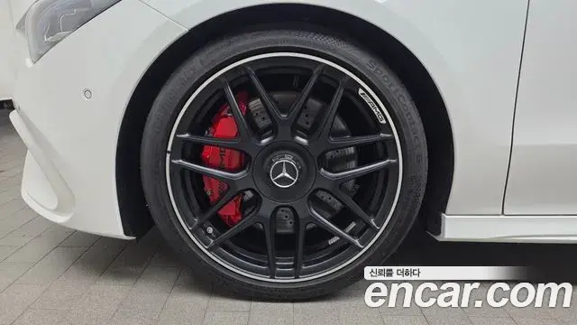 Mercedes-Benz CLA-Class 2025 — Фото 5/20