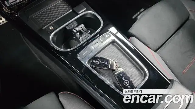 Mercedes-Benz CLA-Class 2025 — Фото 17/20