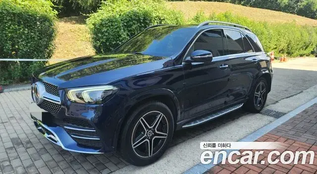 Mercedes-Benz GLE-Class 2020 — Фото 15/15