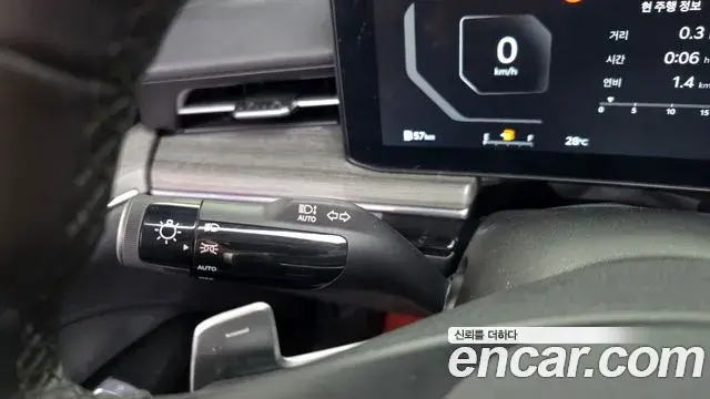Kia K5 2024 — Şəkil 24/35