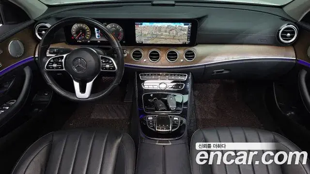 Mercedes-Benz E-Class 2019 — Фото 7/20