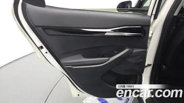 Kia Seltos 2022 — Şəkil 3/31