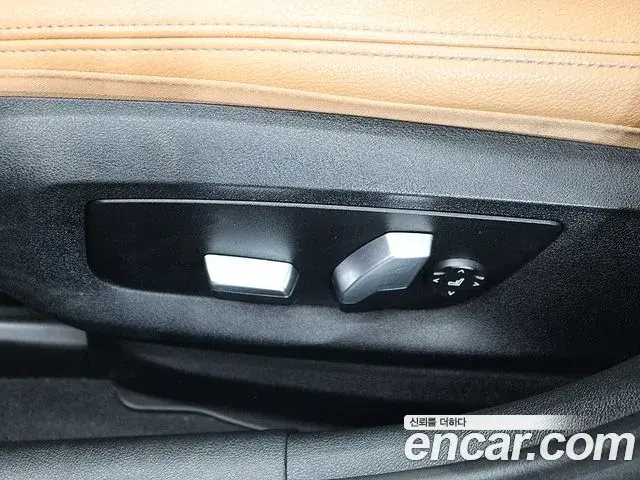 BMW 5 Series 2018 — Фото 10/19