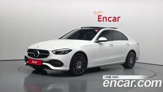 Mercedes-Benz C-Class 2022 — Фото 1/20
