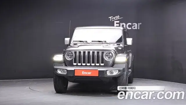 Jeep Wrangler 2020 — Фото 3/20