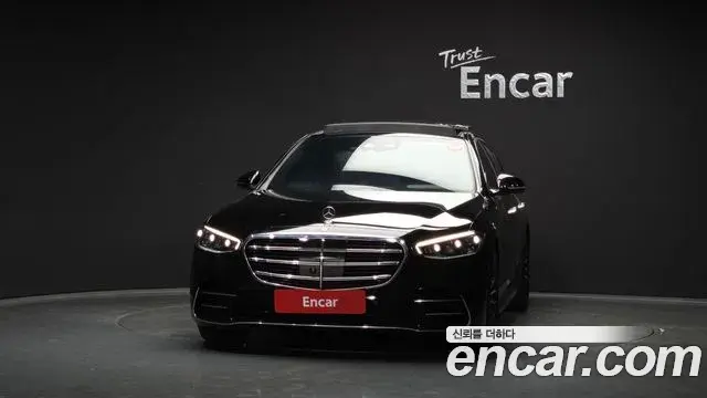 Mercedes-Benz S-Class 2022 — ფოტო 18/20