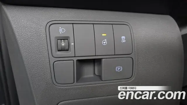 Hyundai Staria 2024 — Фото 13/20